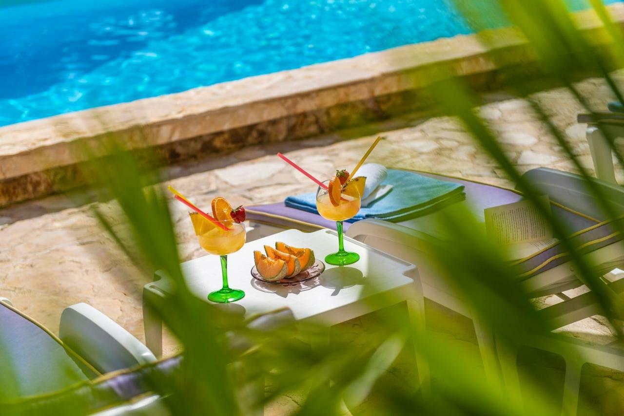 Villa Nela ペトルチャネ エクステリア 写真