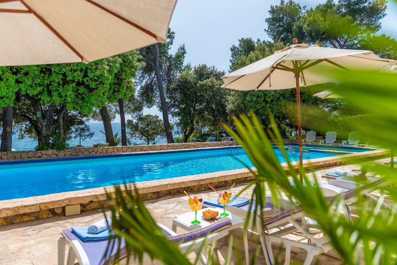 Villa Nela ペトルチャネ エクステリア 写真