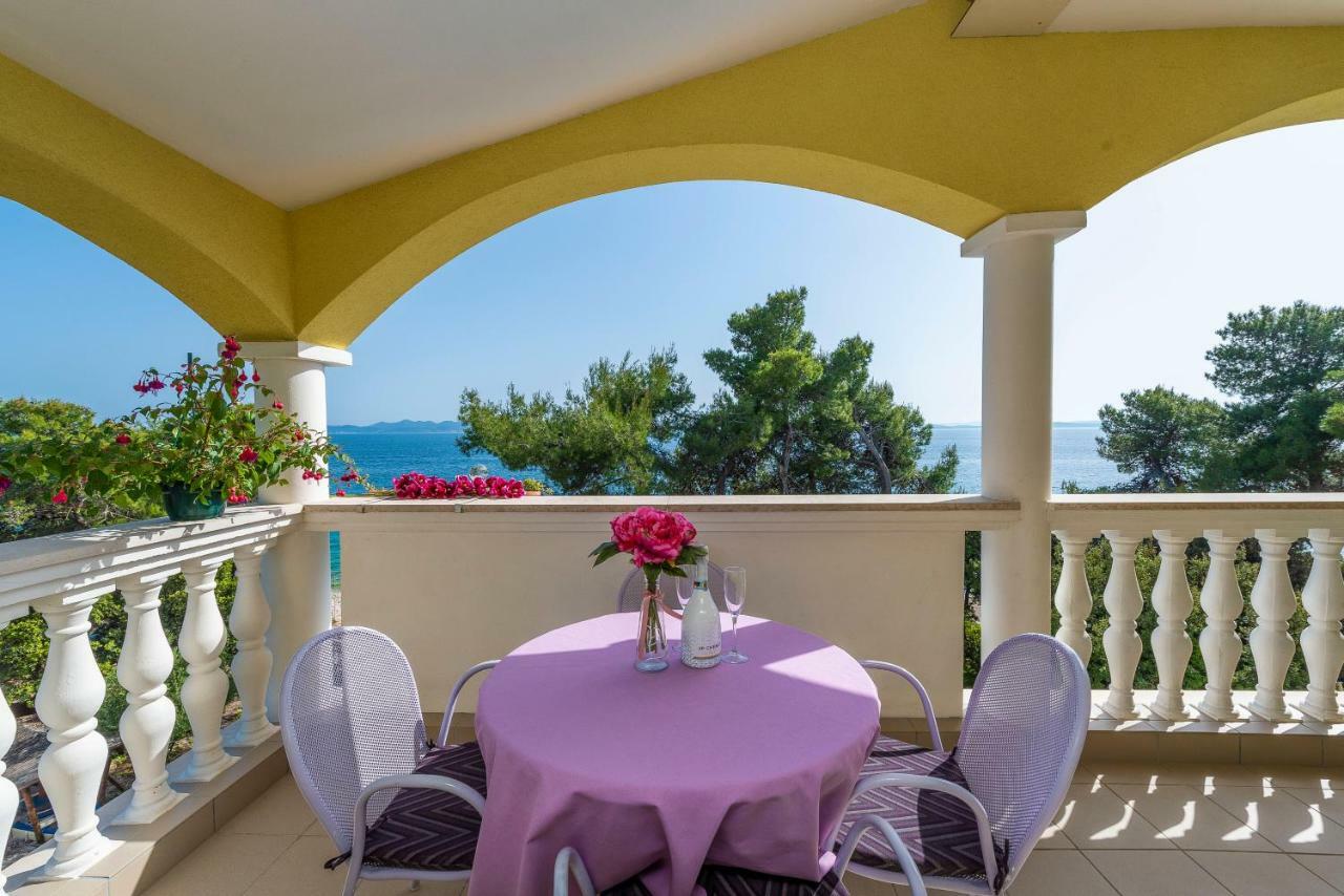 Villa Nela ペトルチャネ エクステリア 写真