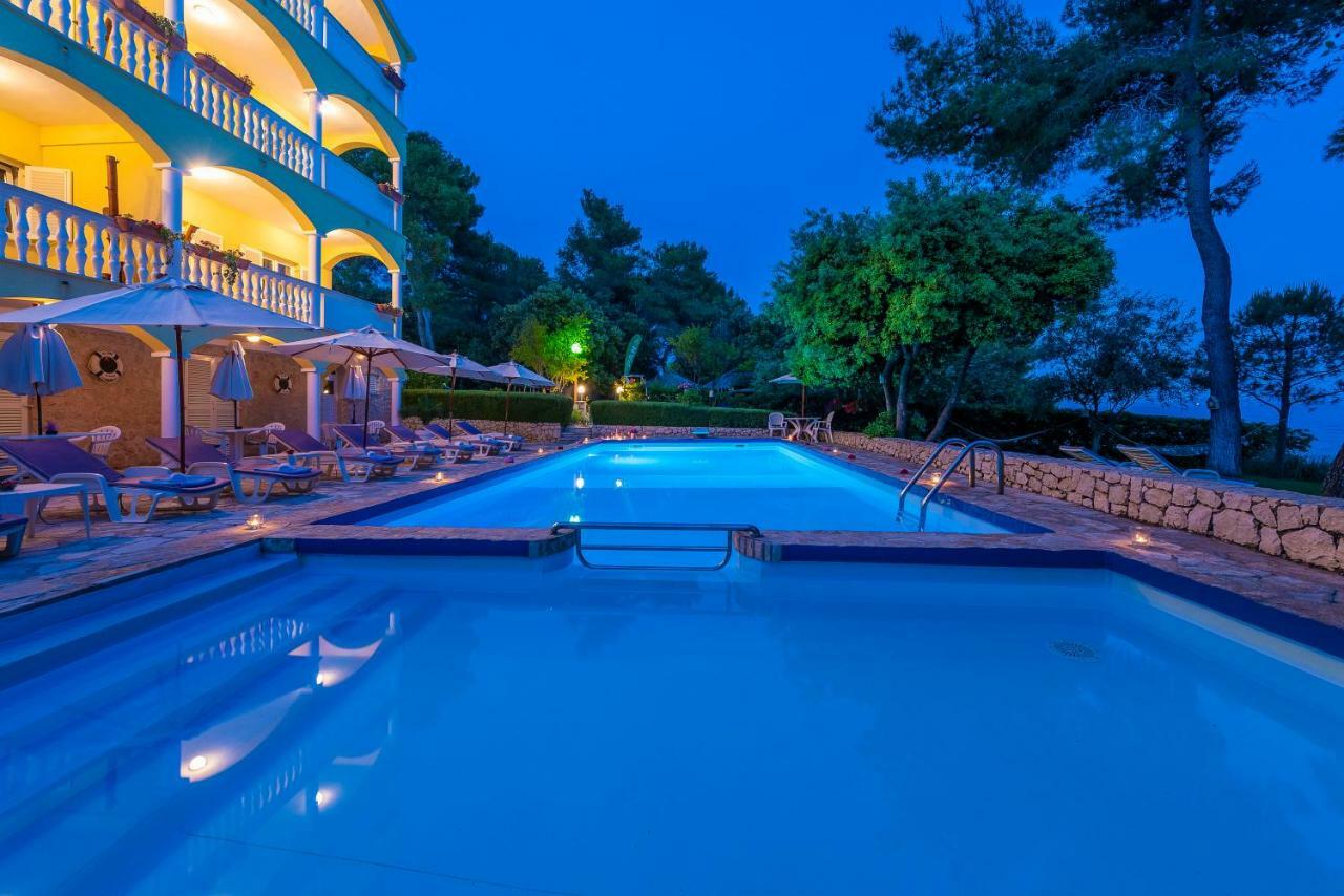 Villa Nela ペトルチャネ エクステリア 写真