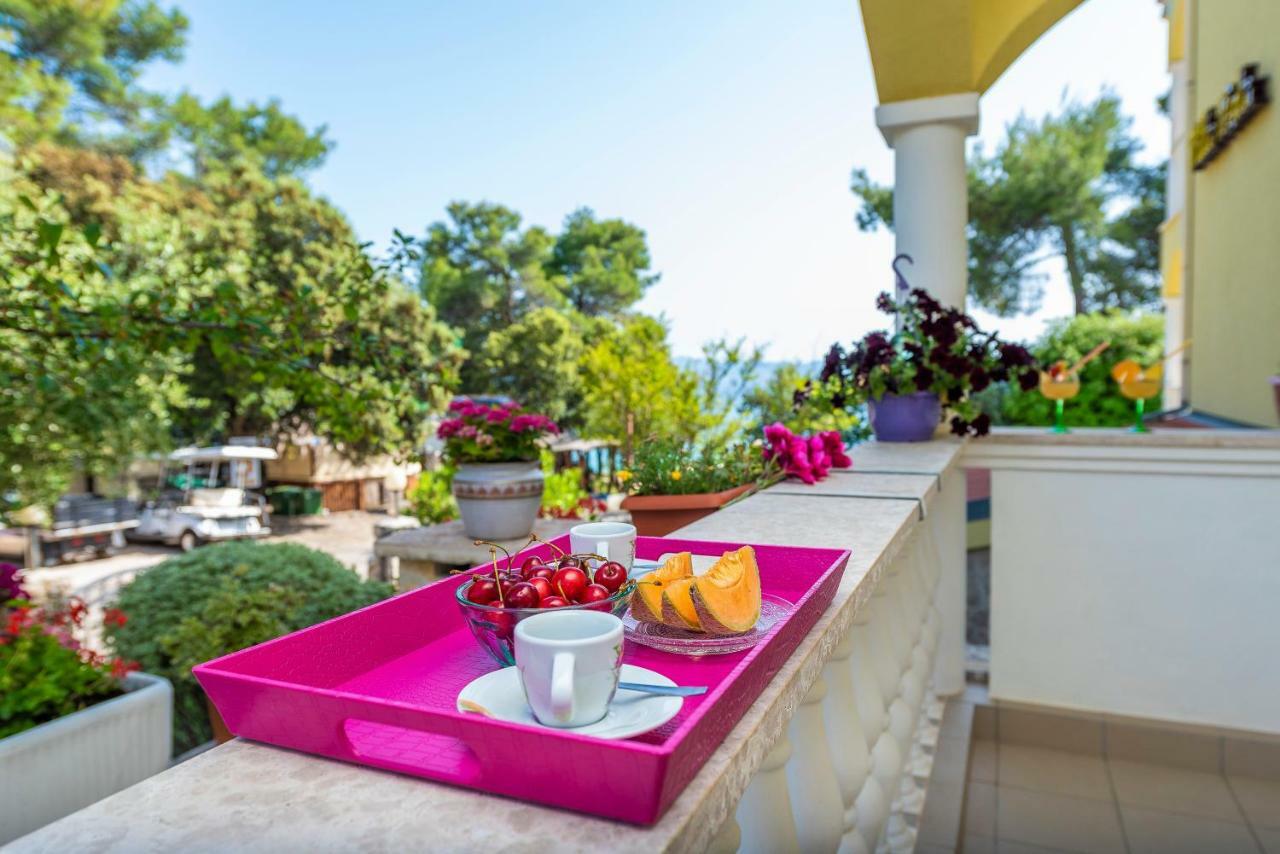 Villa Nela ペトルチャネ エクステリア 写真