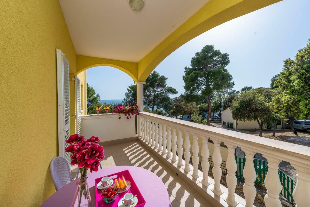 Villa Nela ペトルチャネ エクステリア 写真